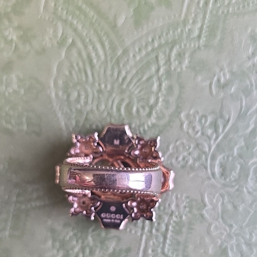 Gucci Gold GG Crystal Floral Brooch in Iridescent Multi - Picture 4 of 7